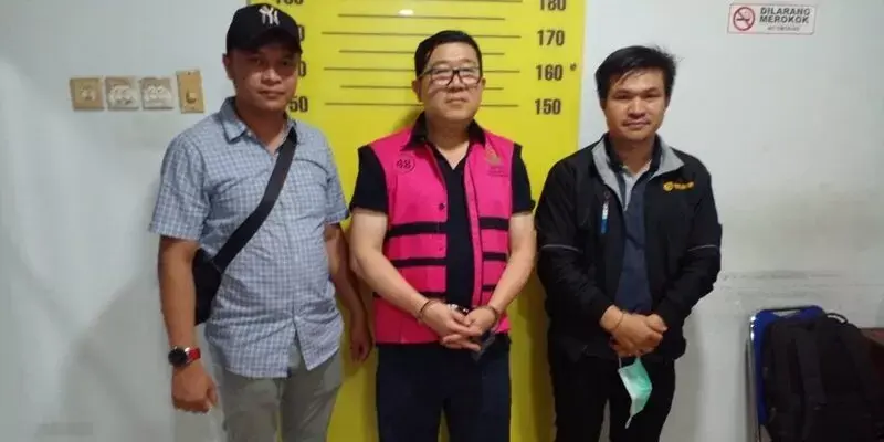 Jadi Perantara Duit Korupsi BTS, Sadikin Rusli Diyakini Punya Bekingan Kuat