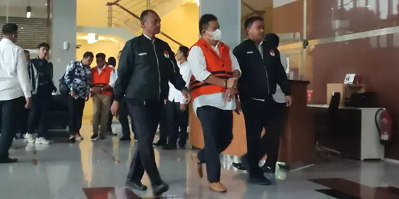 KPK Tahan Bupati dan Satu Pengusaha di Muna, Terkait Dana PEN