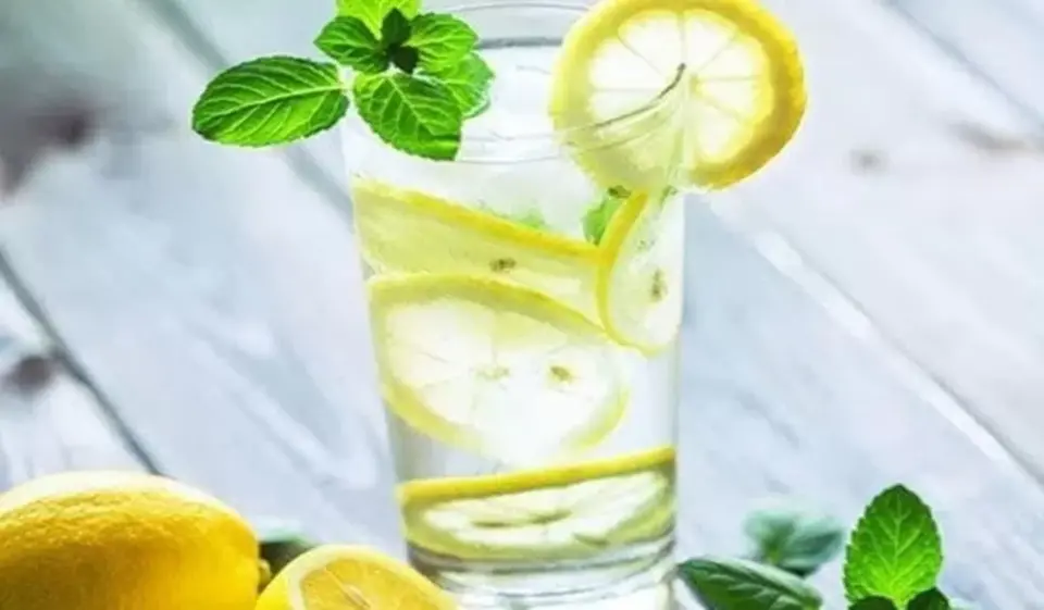 Jangan Abaikan, Ini Manfaat Minum Air Lemon Setiap Hari bagi Kesehatan