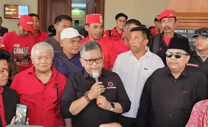 Hasto Kristiyanto Sebut Ada Berbagai Tekanan yang Datang Pada Pasangan Calon Ganjar Pranowo-Mahfud MD
