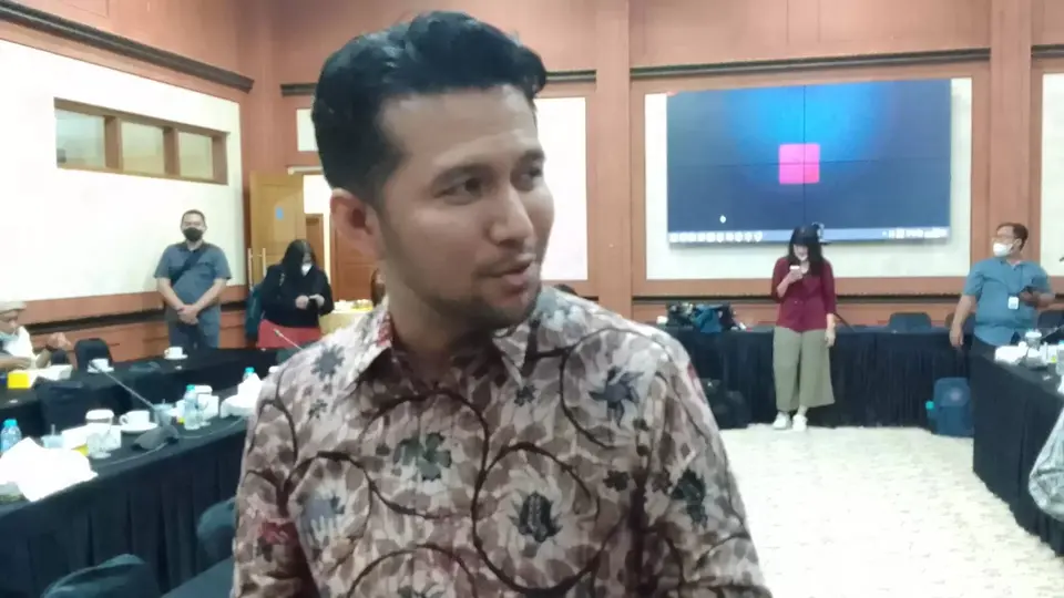 Wagub Jatim Emil Dardak dan Istrinya Arumi Bachsin Jadi Juru Bicara Gibran Rakabuming Raka