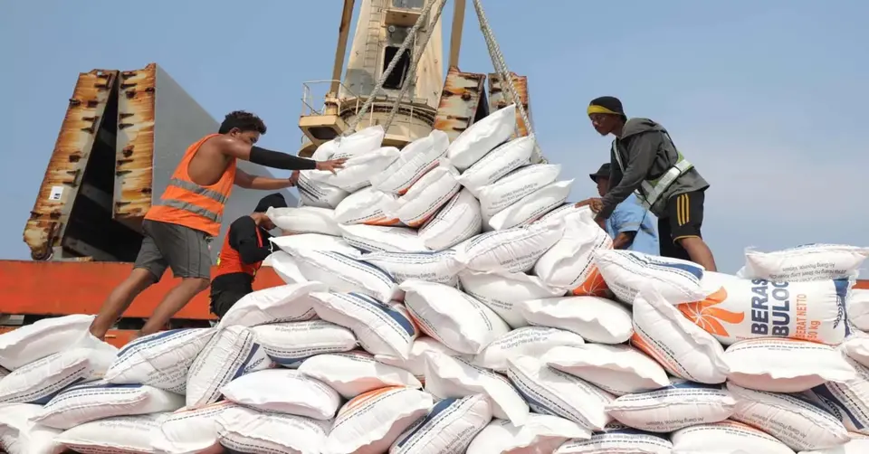 Bulog Sebut Stok Beras Masih Aman, Cadangan 1,45 Juta Ton