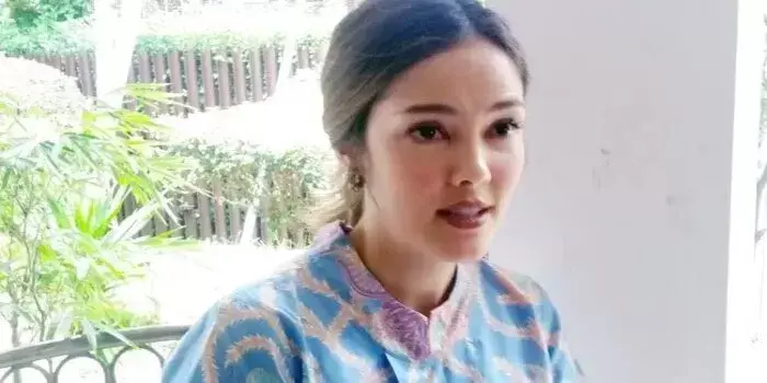 Follow Akun Pasukan Pertahanan Israel, Cathy Sharon Jadi Sorotan Netizen