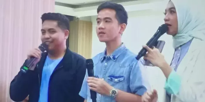 Bagi-bagi Susu, Gibran Temui Anak-Anak dan Ibu Hamil di Makassar