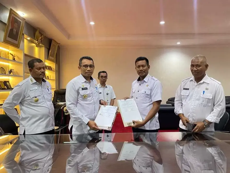 Pj Wali Kota dan Ketua Bawaaslu Tanda Tangani NHPD untuk Pilkada 2024