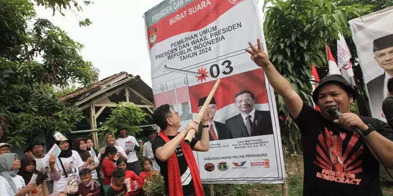 Ajak Warga Karawang Lawan Kecurangan, TPN Kenalkan KTP Sakti