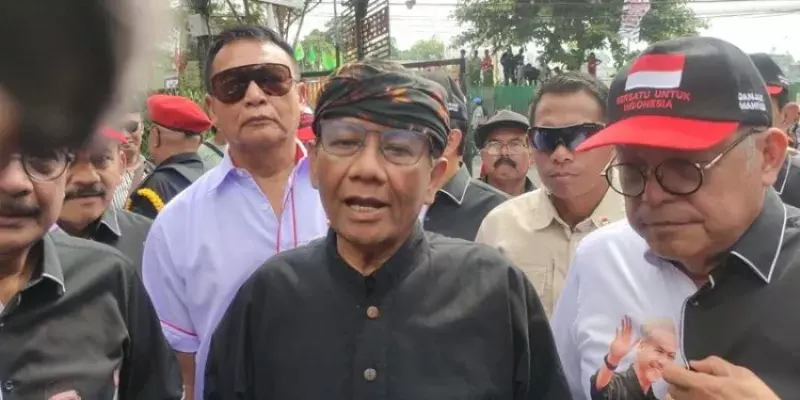 Ganjar-Mahfud Pasang Target Salip Suara Anies dan Prabowo di Jabar