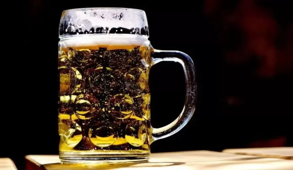 Mau Berhenti Minum Alkohol? Coba 4 Tips Ampuh Berikut Ini!