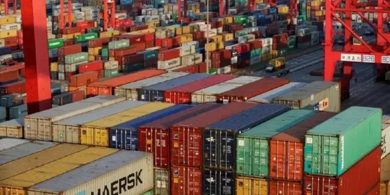 Resmi, Pemerintah Bebaskan Bea Masuk Barang Impor Bagi Pekerja Migran