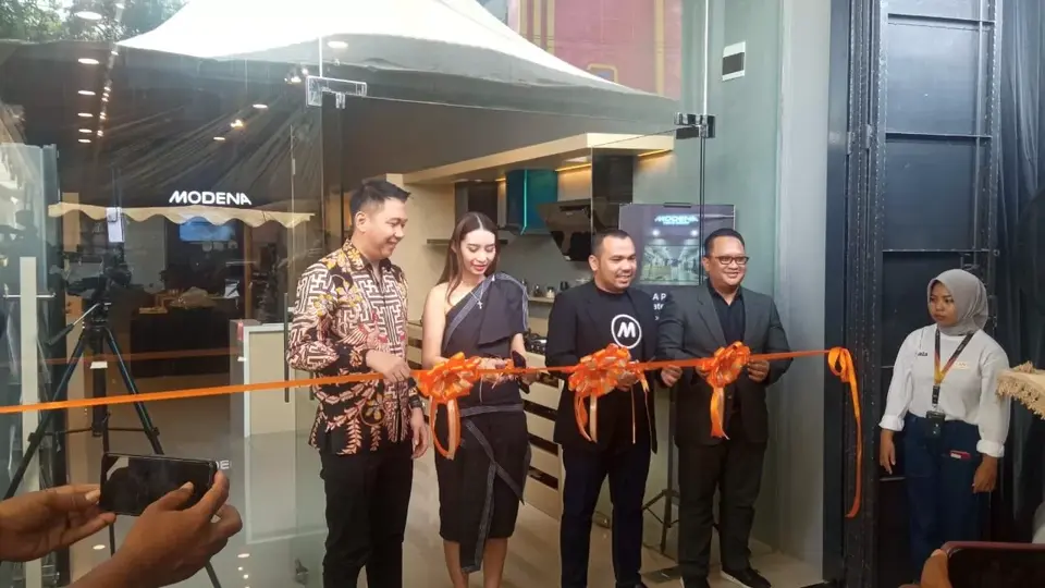 Perdana di Sultra, MODENA Home Center Launching di Baubau