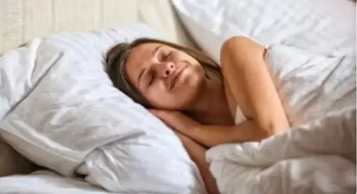 7 Makanan Kaya Nutrisi Ini Bisa Bantu Tidur Anda Makin Berkualitas