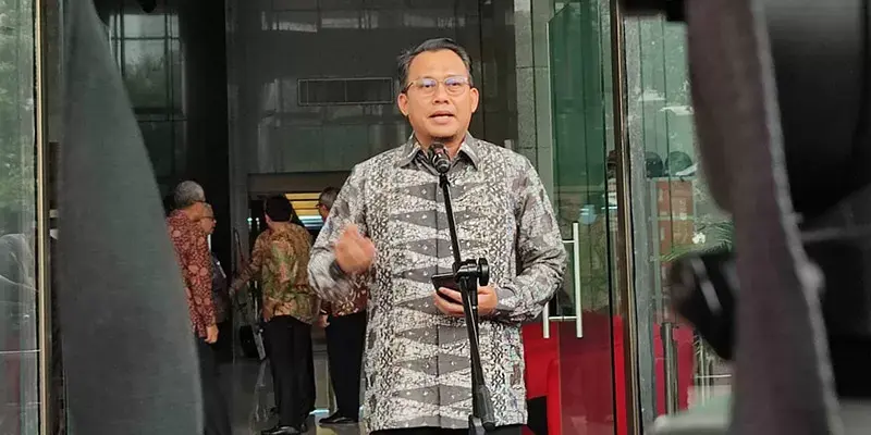 KPK Sudah Amankan 18 Orang yang ikut terjaring dalam OTT Gubernur Malut Abdul Gani Kasuba