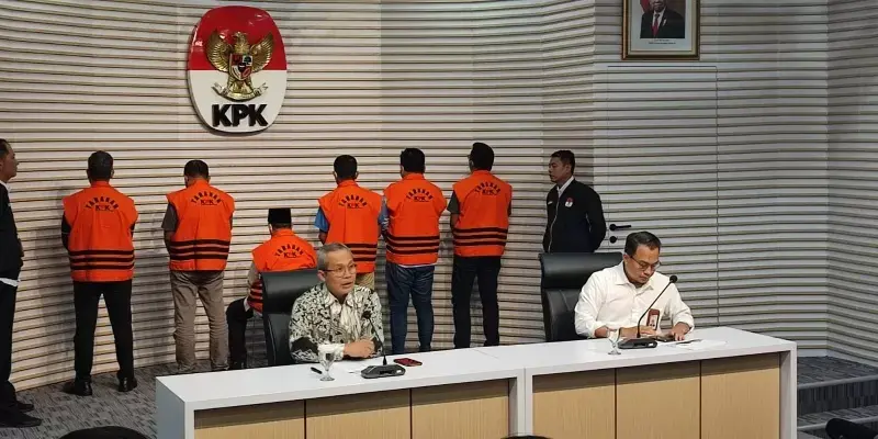 KPK Resmi Tetapkan Gubernur Maluku Utara Tersangka Bersama Enam Orang Lainnya