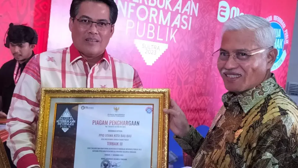 PPID Baubau Raih Penghargaan Terbaik Ketiga pada Penganugerahan Keterbukaan Informasi Publik
