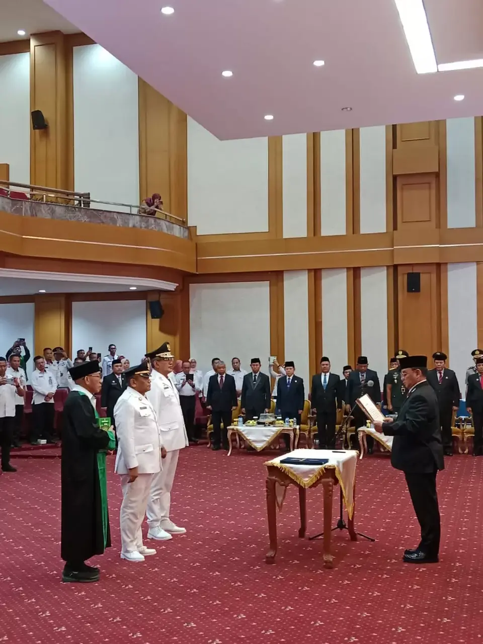 Ada Apa dengan Dr. Bahri? La Ode Butolo Ambil Alih Tongkat Estafet Kemimpinan Pj Bupati Mubar