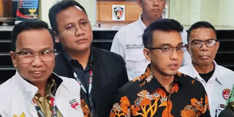 Aiman Witjaksono Diperiksa Bareskirm Selama 12 Jam HP Miliknya Disita