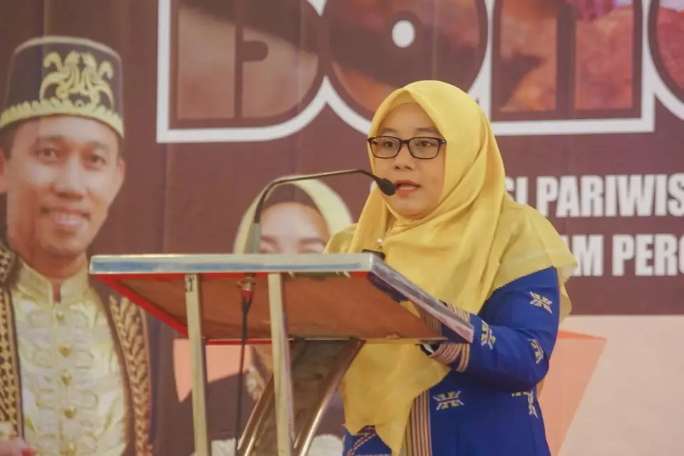 Reffiani Rasman Apresiasi Display Tenun Bone-Bone 2024