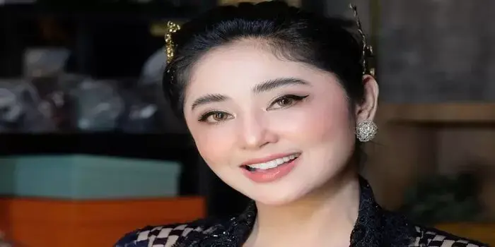 Saipul Jamil Diamankan Polisi, Dewi Perssik Unggah Komentar di Instagram, Dinilai Beri Sindiran