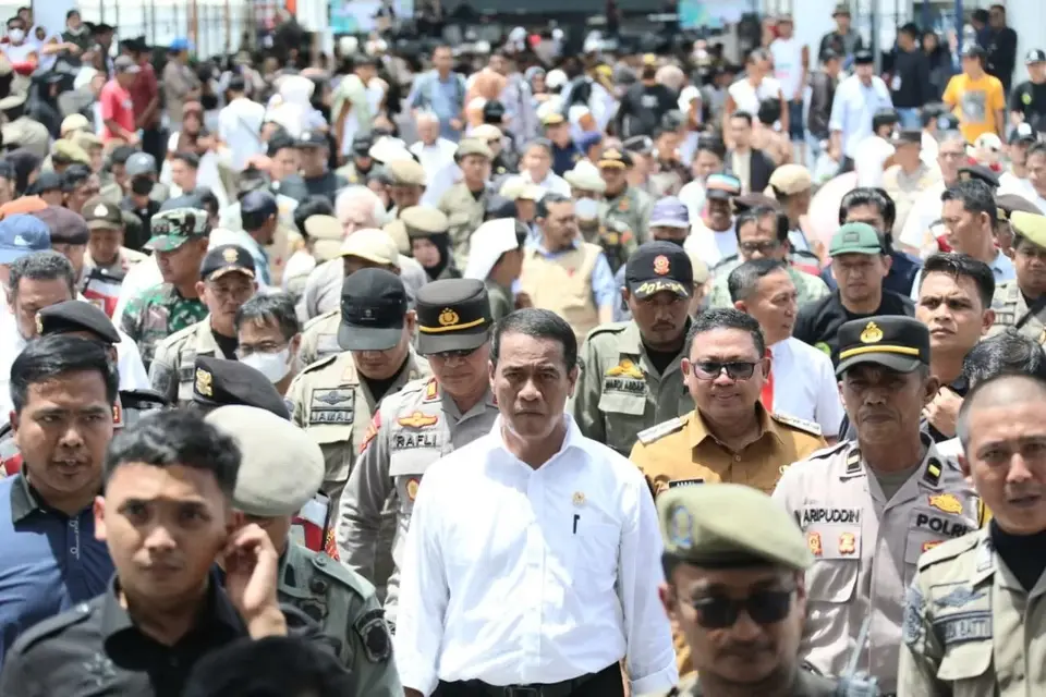 10 Ribu Warga Sambut Kedatangan Mentan Amran Sulaiman di Palopo