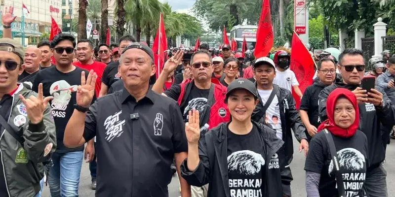 10 Ribu Massa Pendukung Prasetyo Edi Long March Ikuti Kampanye Akbar PDIP di GPK