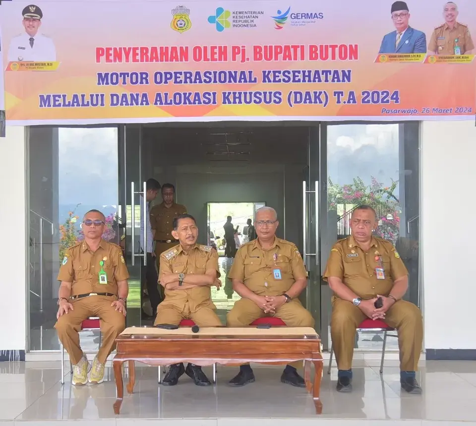 Apresiasi Nakes, Pj Bupati Buton Serahkan Bantuan 46 Sepeda Motor tuk Operasional