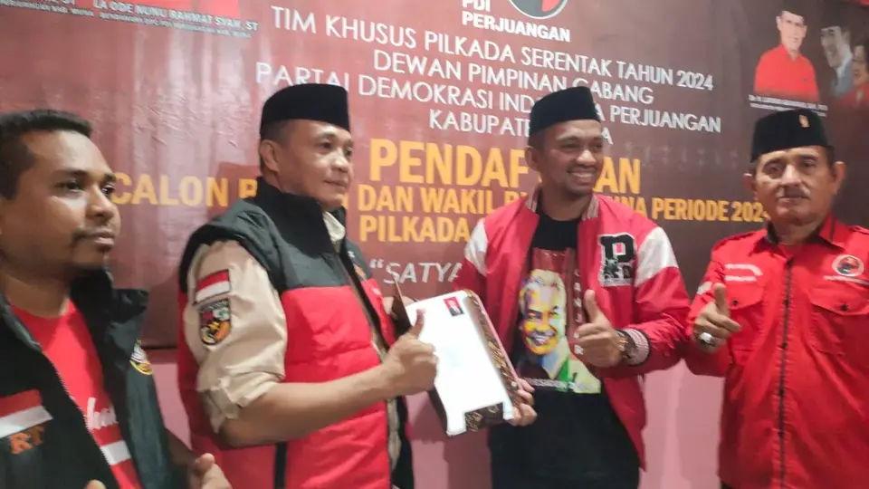 Rajiun Resmi Mendaftar di PDIP Kabupaten Muna
