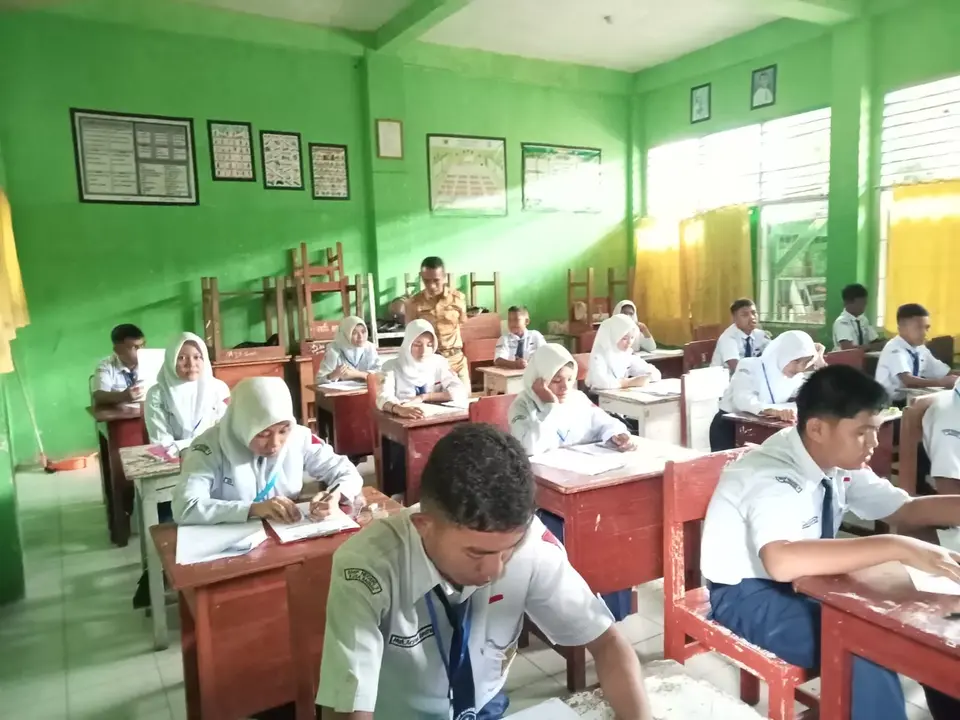 Resmi Menjadi Penentu Kelulusan, Hari Ini SMP se-Kota Baubau Menggelar Ujian Sumatif