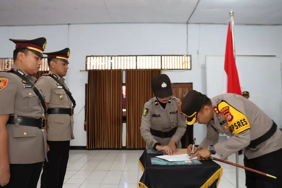Tiga Pimpinan Polres Baubau Berganti