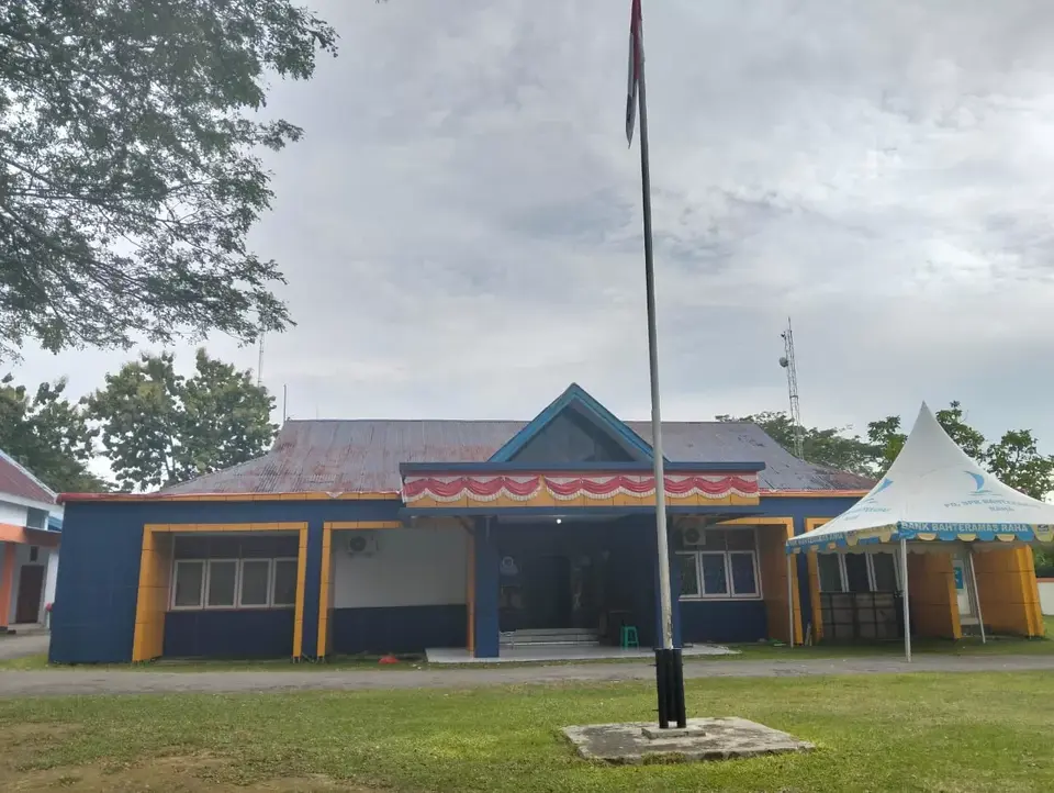 Ruang Kerja Bupati dan Wakil Bupati Mubar di Rehab