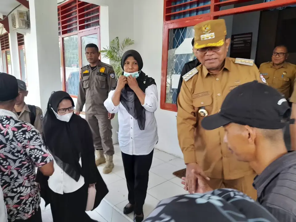 CASN Busel 2024 Kepung Kantor Bupati Busel