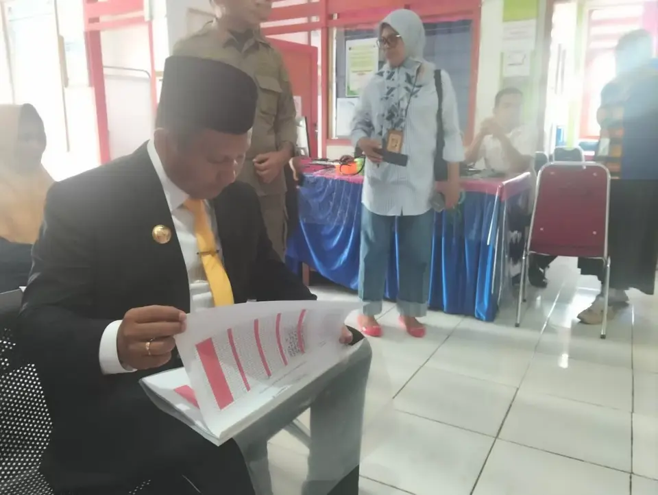 Perdana Berkantor, Bupati Mubar Dapat Kesan Buruk dari OPD