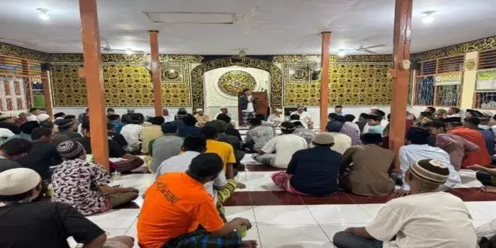 Nuansa Keagamaan Warnai Penutupan Pesantren Kilat di Lapas Baubau