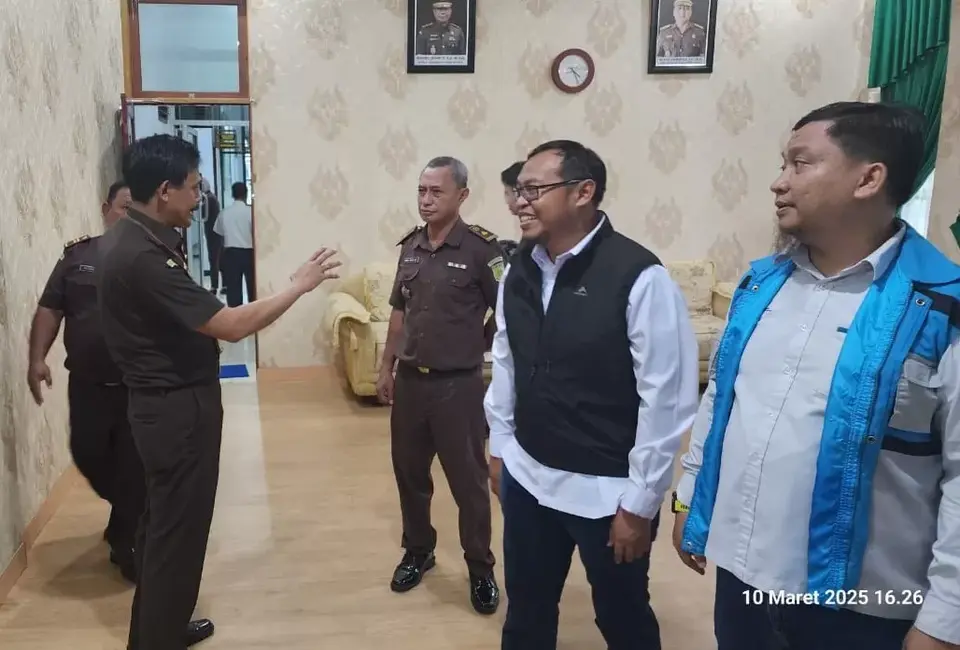 Suplai Listrik di Kejaksaan Negeri Baubau Ditingkatkan
