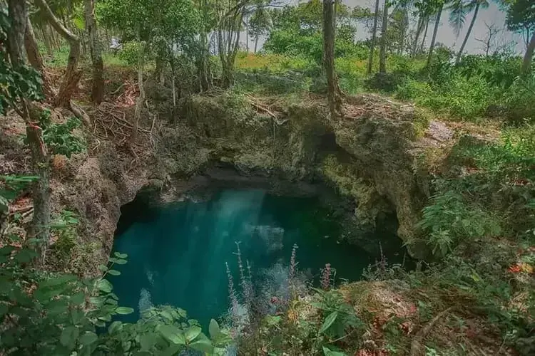 Wisata Unik Permandian Henda Opa Tomia Wakatobi