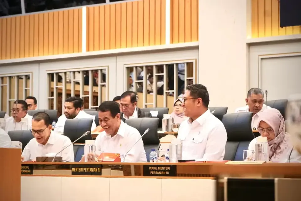 Mentan Amran Beberkan Capaian dan Progres Kementan di Hadapan Komisi IV DPR RI