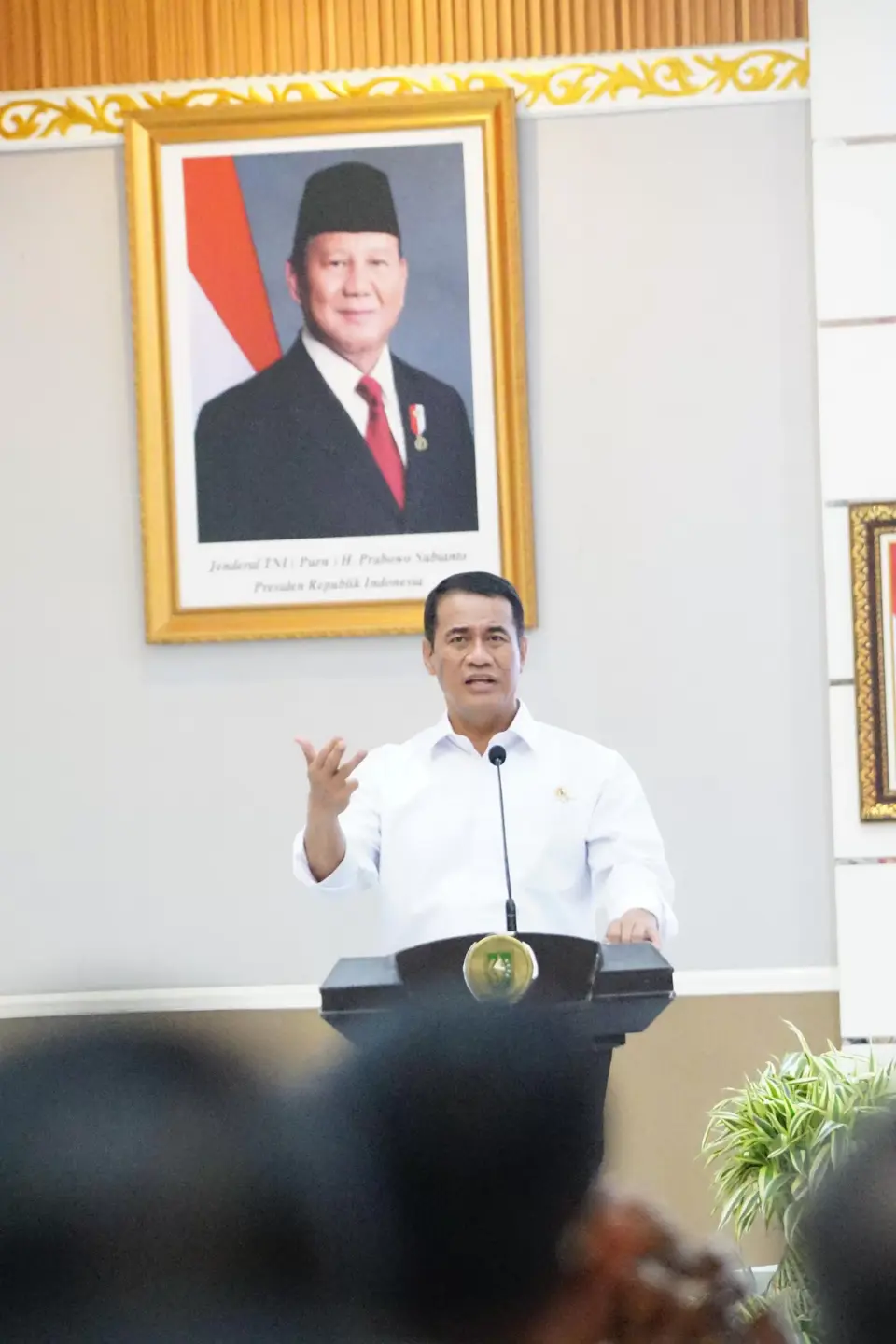 Mentan Amran Apresiasi Polda Riau yang Ungkap Kasus Oplosan Beras SPHP Bulog dan Beras Premium