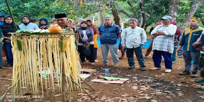 WARURUMA GELAR RITUAL TUTURANGIANA REA