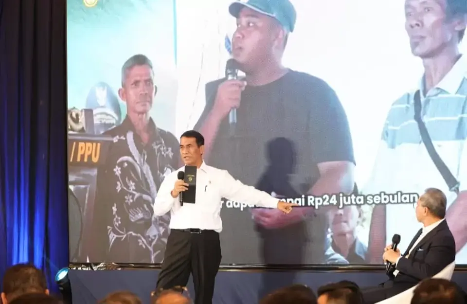 Satu Tahun Kabinet Merah Putih, Menko Zulhas: Kinerja Mentan Amran Luar Biasa