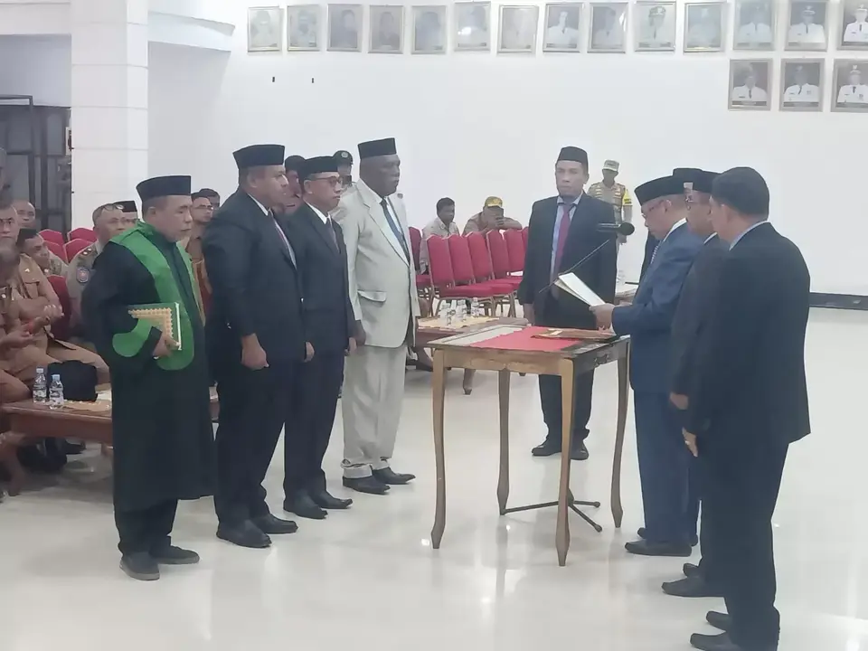Bupati Muna Lantik Tiga Pejabat Eselon II, Ini Nama Pejabat yang Dilantik