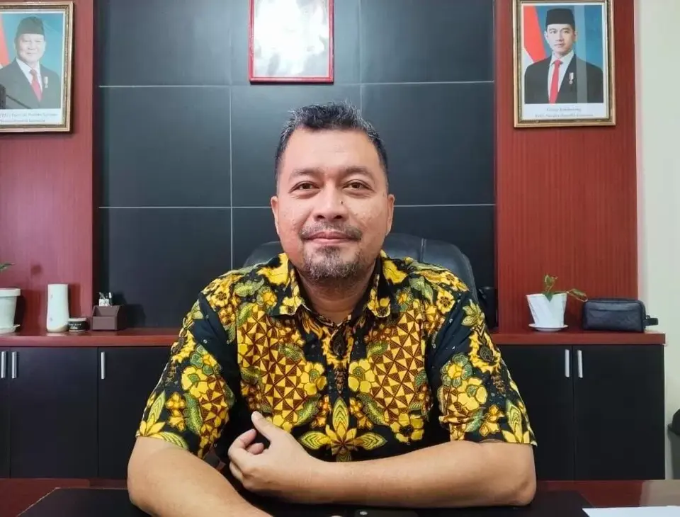 Diterjang Cuaca Buruk, KMP Nuku Lintas Kendari-Langara Berhasil Sandar dengan Selamat