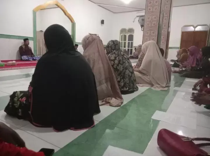 Pergantian Tahun dengan Doa, Warga Desa Lamanggau Gelar Zikir Akbar
