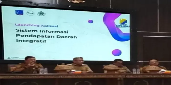 Digitalisasi Pajak, Pemkab Muna Resmi Luncurkan Aplikasi SIPANDAI