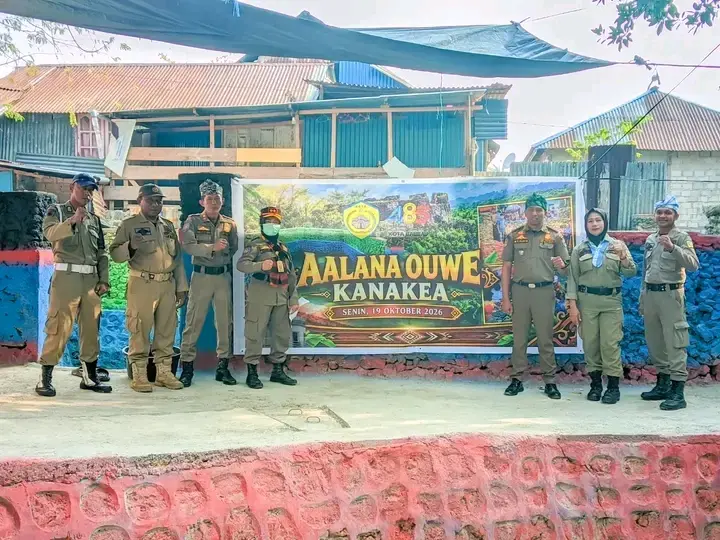 Satpol PP Kota Baubau Kawal Kelancaran Ritual Adat Aalana Ouwe Kanakea