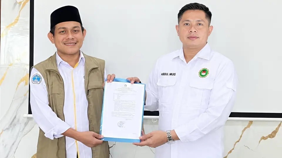 Agus Margana Womal Pimpin DPD APPSI Busel, Ketua DPW Sultra Serahkan Mandat Langsung
