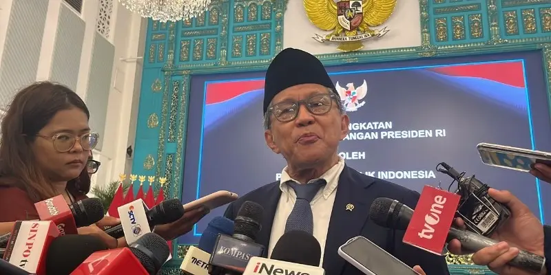 Rocky Gerung  Dilantik Jadi Wantimpres 