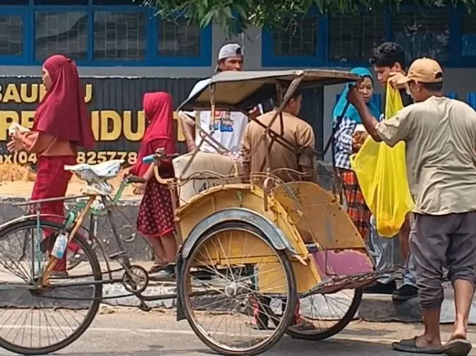 Asha Coffee Shop Rutin Adakan Jumat Berkah Berbagi